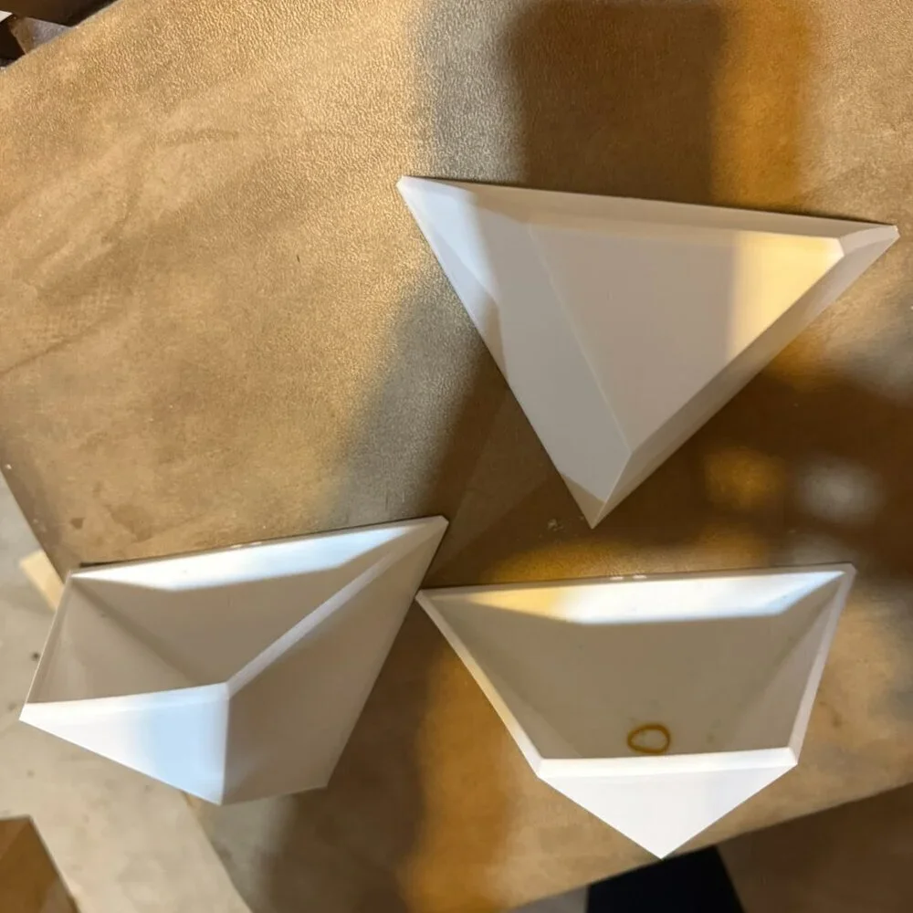 Wall Hanging decorative planters - white plastic - Qty 3